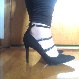 Christian Siriano pumps